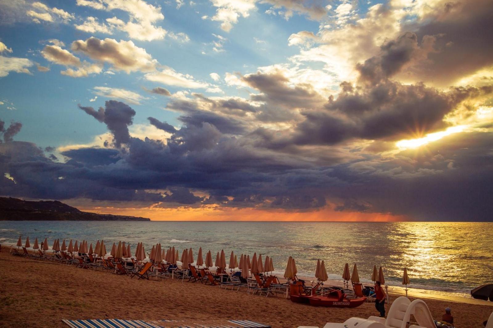 B&Arca Hotel Reggio di Calabria Eksteriør billede